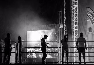 06_Neon Festival