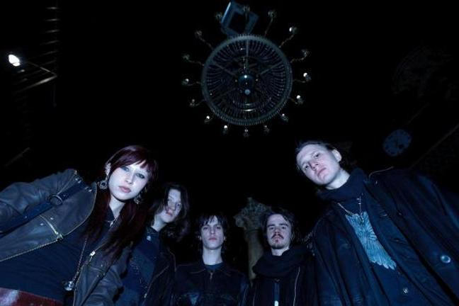 fullmoonzine.cz