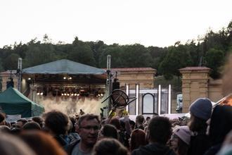 08_povalec