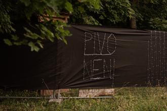 10_povalec