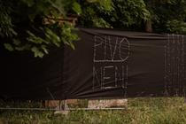 10_povalec