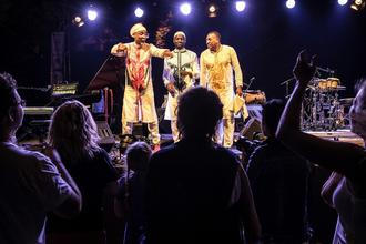 Omar Sosa Seckou Keita