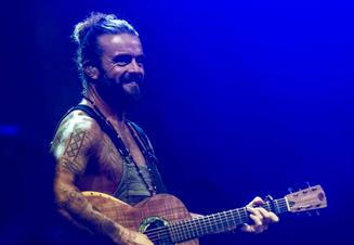 Xavier_Rudd