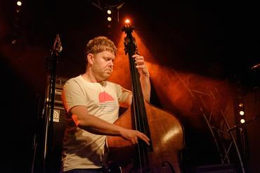 02 GoGo Penguin