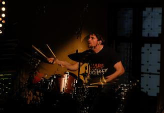 03 GoGo Penguin