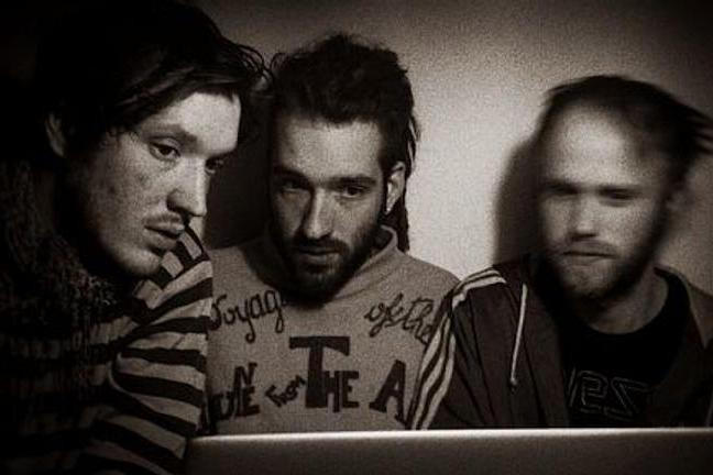 fullmoonzine.cz
