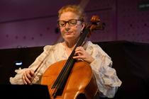 Dorota Barová