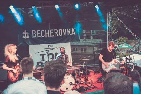 fullmoonzine.cz