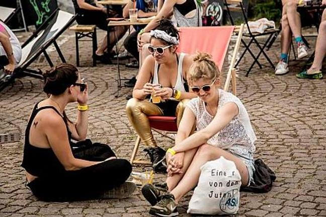 fullmoonzine.cz