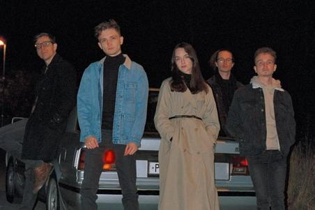 fullmoonzine.cz