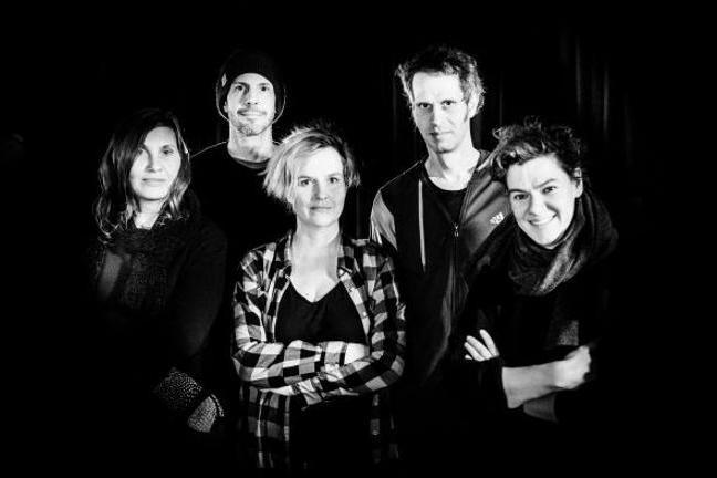 fullmoonzine.cz