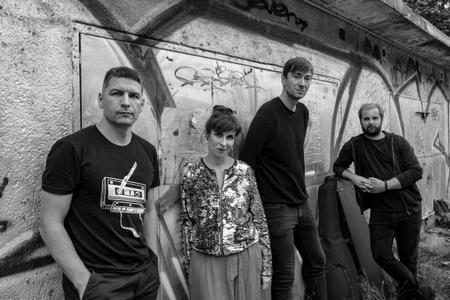 fullmoonzine.cz