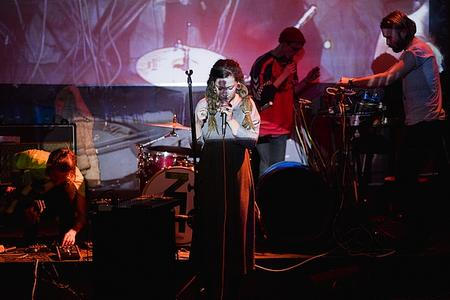 fullmoonzine.cz