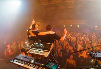 Weval, Roxy (7)