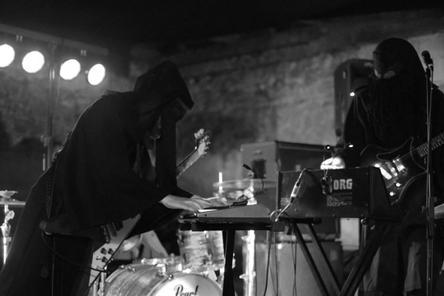 fullmoonzine.cz