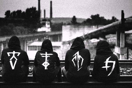 fullmoonzine.cz