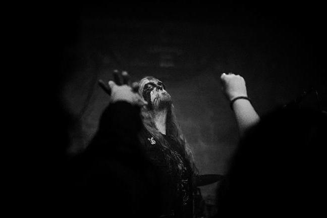 fullmoonzine.cz