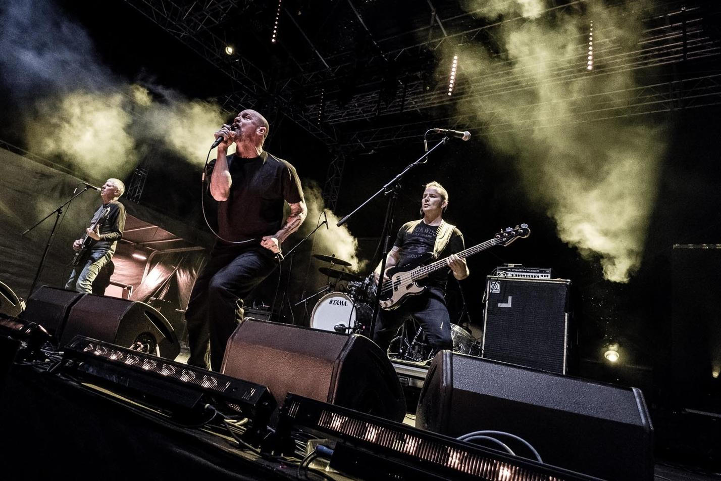 05 Black Flag (3)