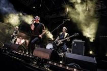 05 Black Flag (3)