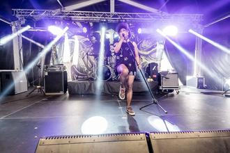 2_TheBellrays (2)
