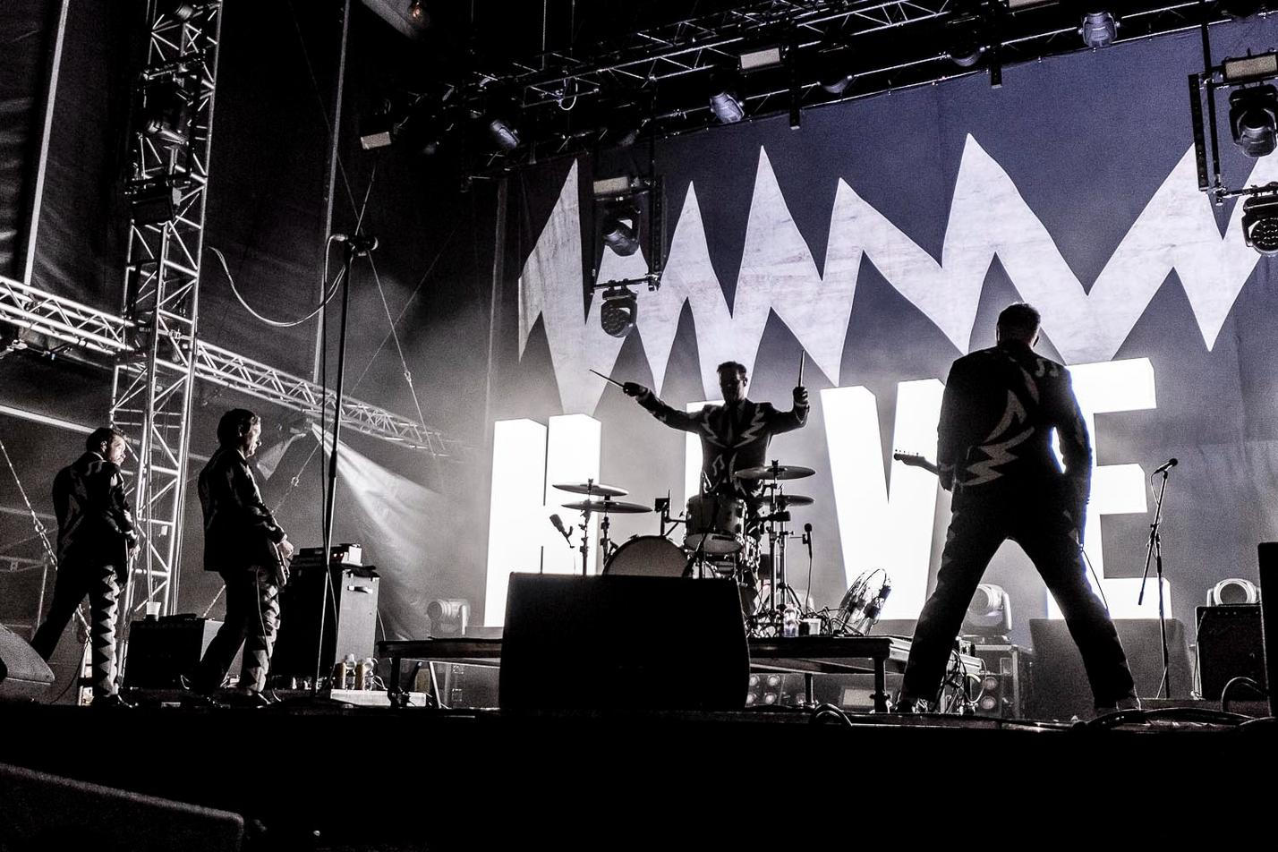 10 The Hives (1)