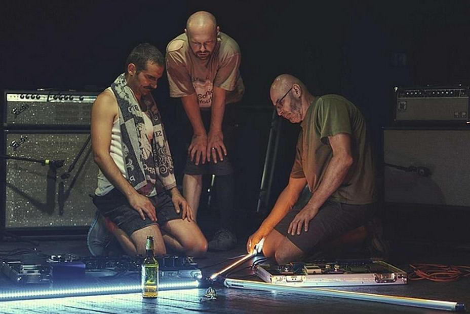 fullmoonzine.cz