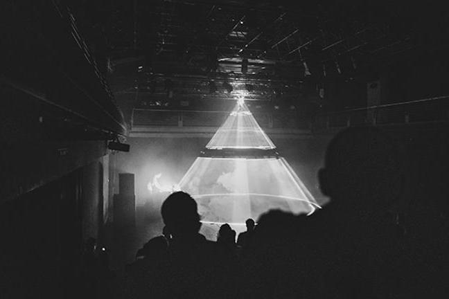 fullmoonzine.cz
