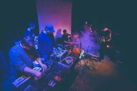 fullmoonzine.cz
