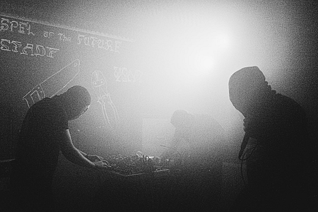 fullmoonzine.cz