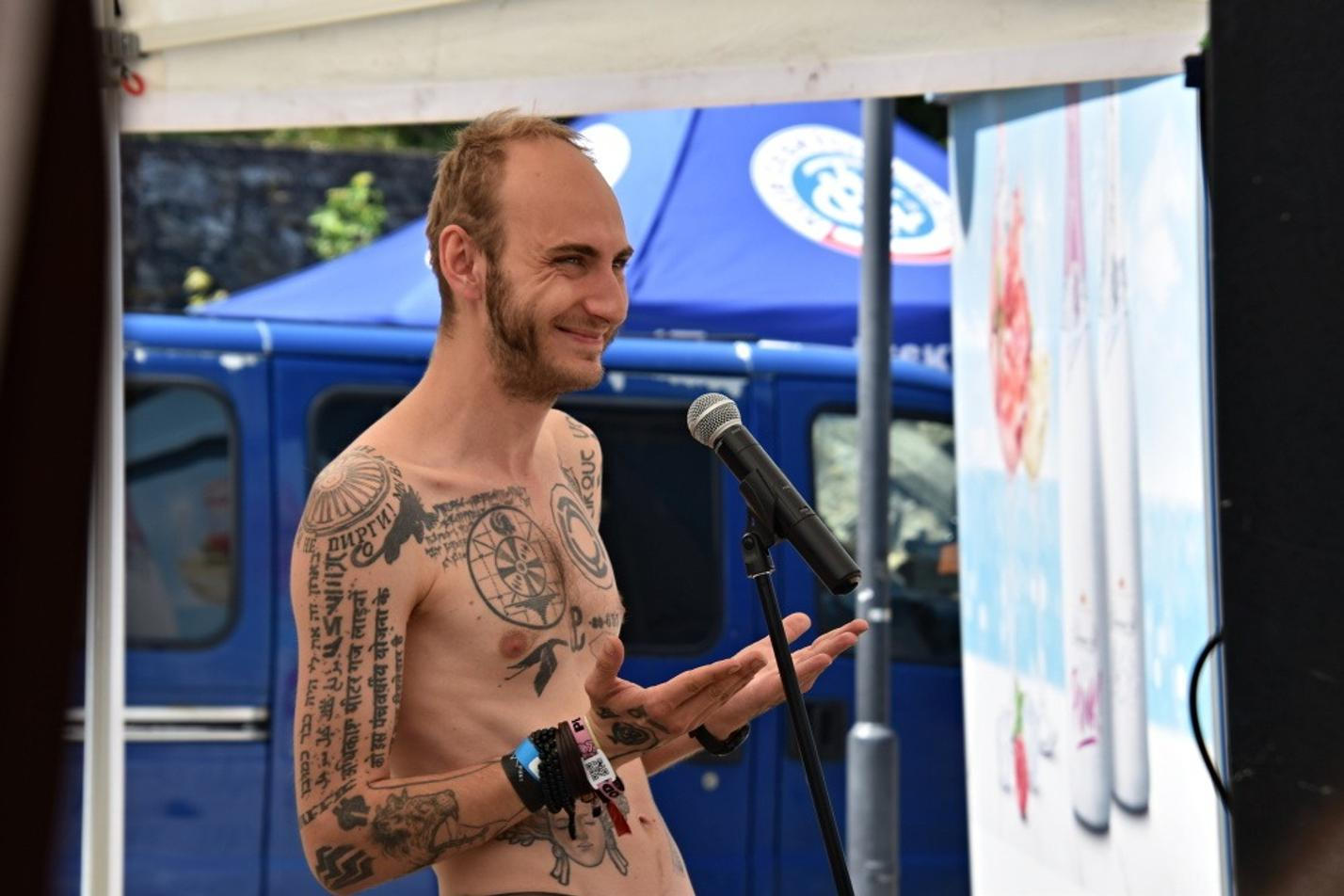 1-Slam poetry