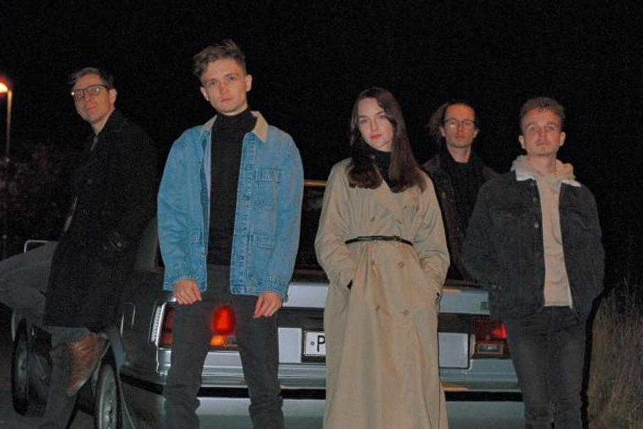 fullmoonzine.cz