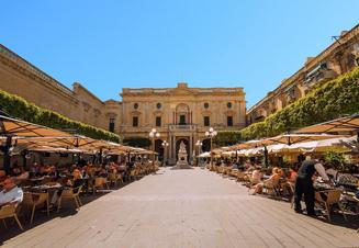 Caffe Cordina and National Library (1)