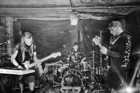 fullmoonzine.cz