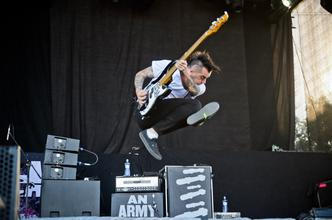 1753_anti-flag