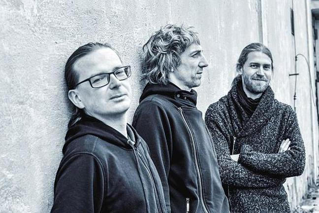 fullmoonzine.cz
