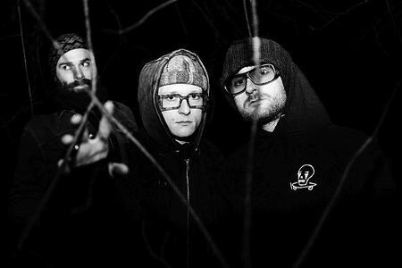 fullmoonzine.cz