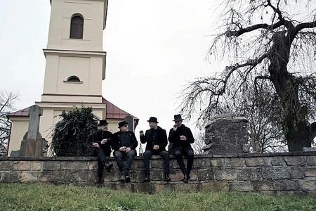 fullmoonzine.cz