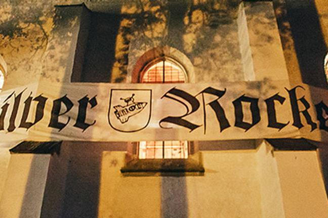 fullmoonzine.cz