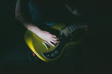 RUSSIAN CIRCLES