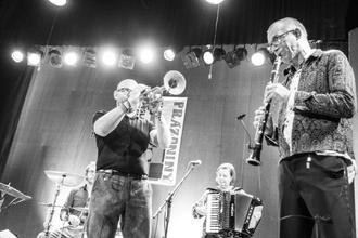 Amsterdam Klezmer Band