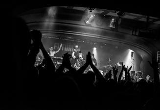 08_The Horrors