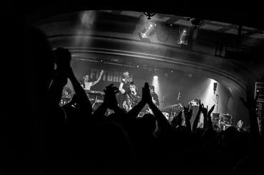 08_The Horrors