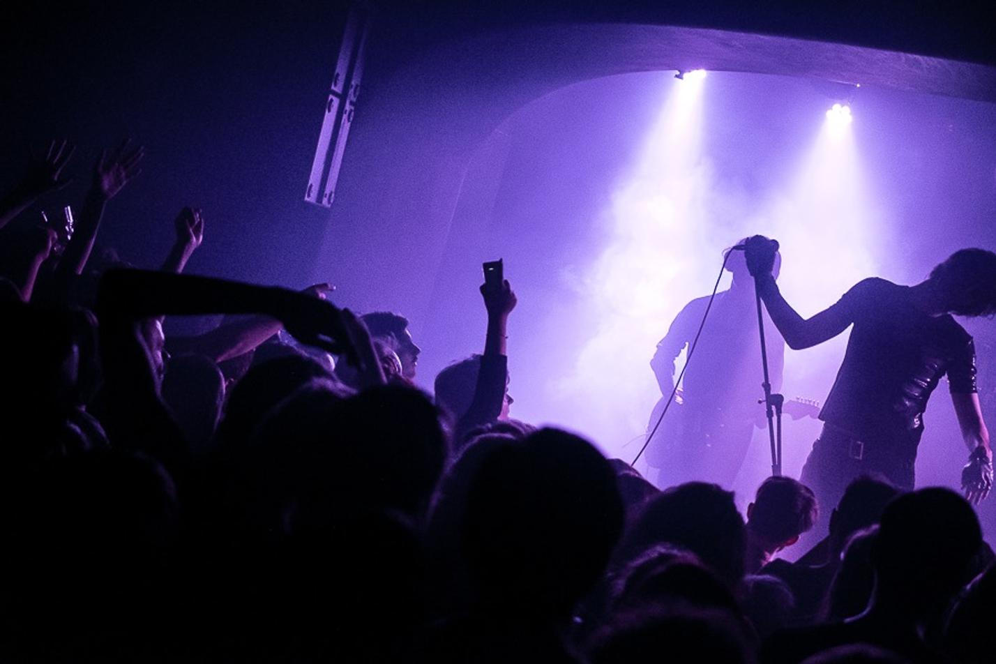 09_The Horrors