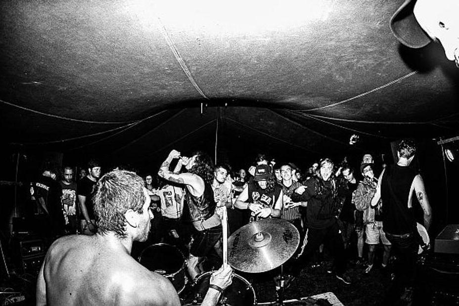fullmoonzine.cz