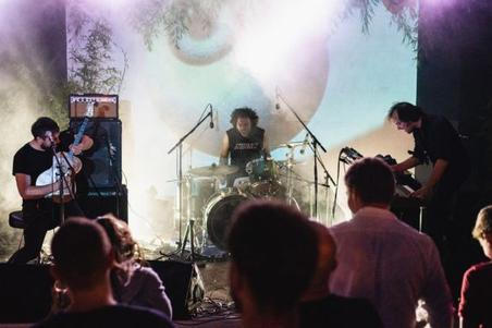 fullmoonzine.cz