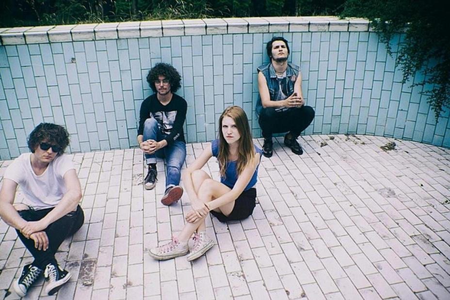 fullmoonzine.cz