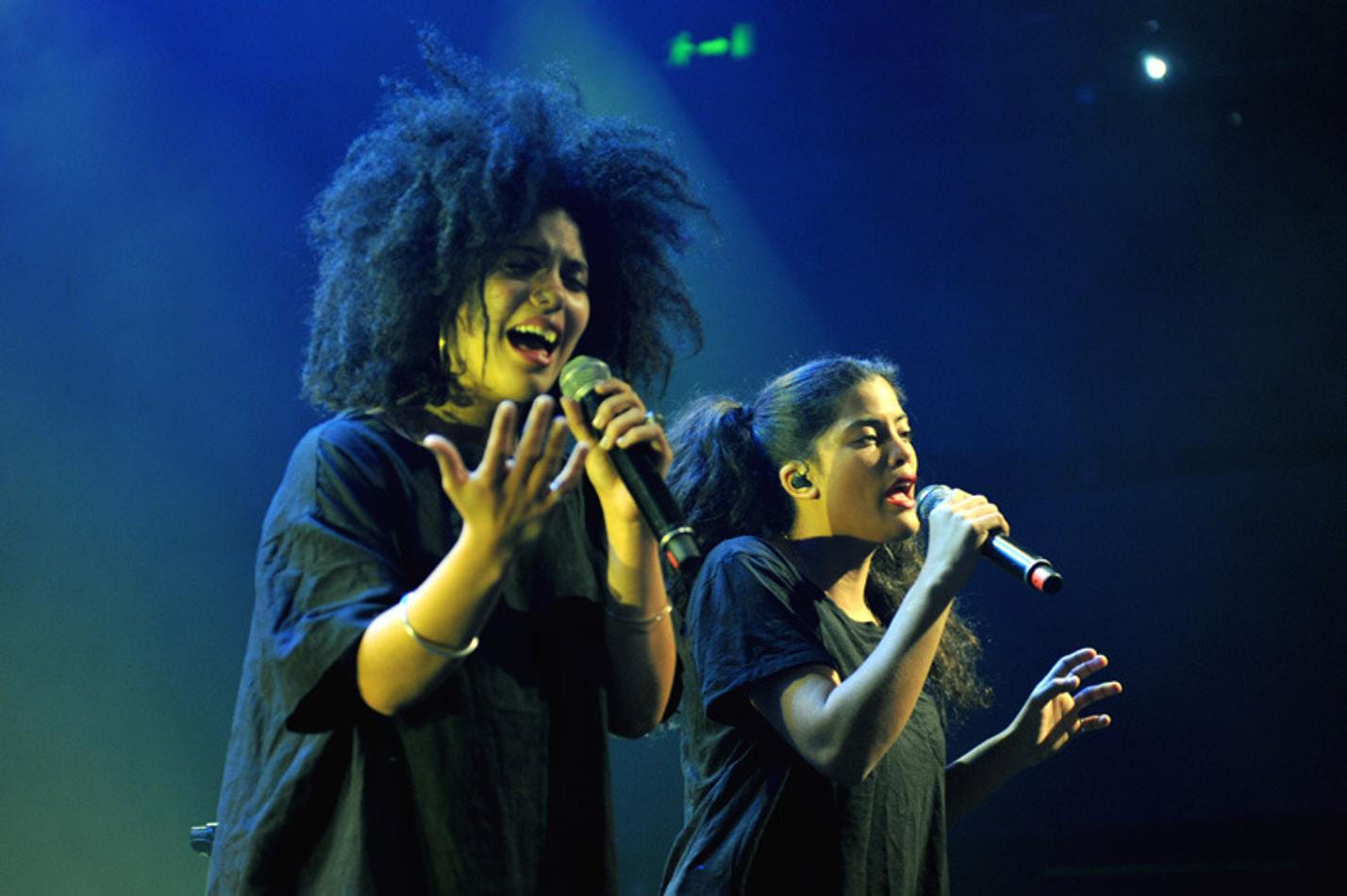08Ibeyi