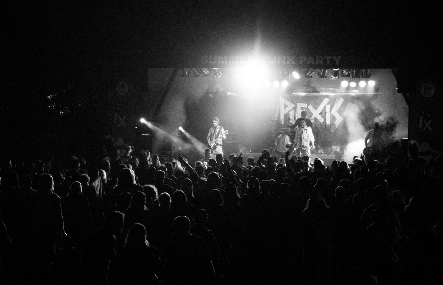 summer-punk-party-plexis-00007