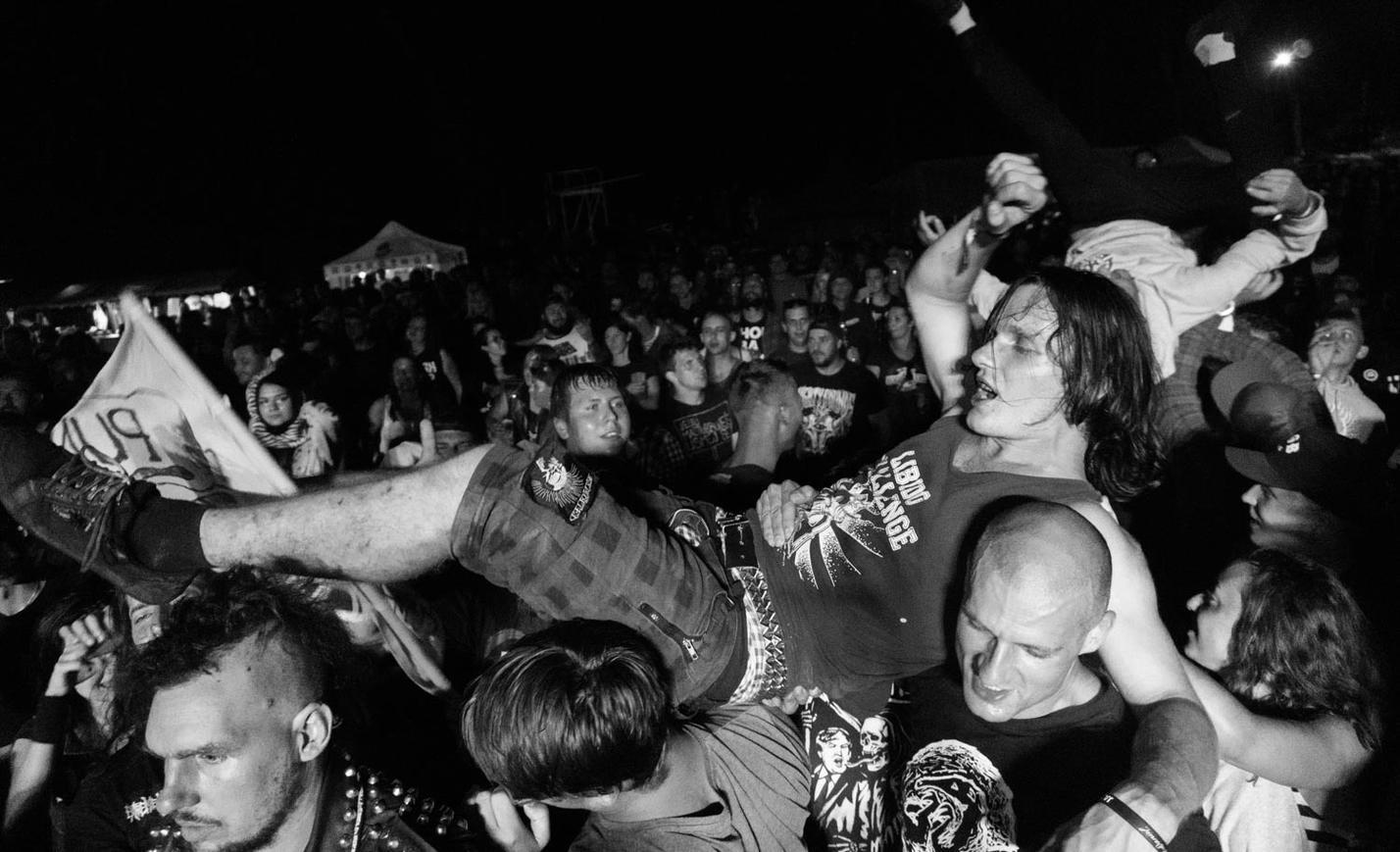 summer-punk-party-plexis-00006