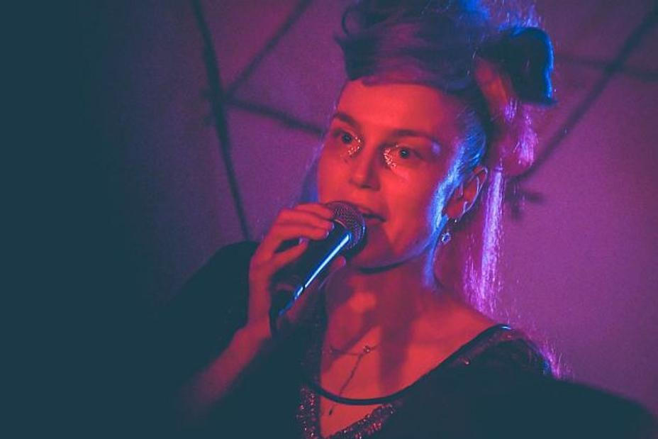 fullmoonzine.cz